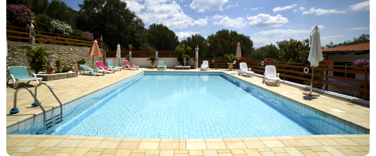 Piscina appartamenti Marina di Camerota